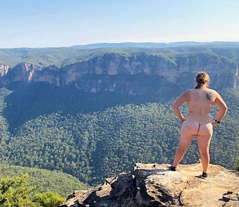 Zapomnij O Selfie Teraz Na Topie Jest Naked With Nature