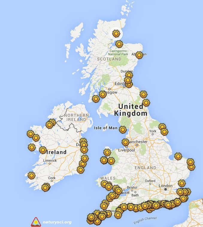 Widok mapy Wielkiej Brytanii z zaznaczonymi plażami dla naturystów